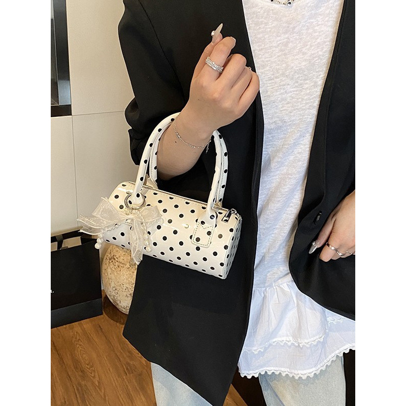 Women's Cute Polka Dot  Handba - Top Handle Patent Bag บทวิจารณ์และราคา