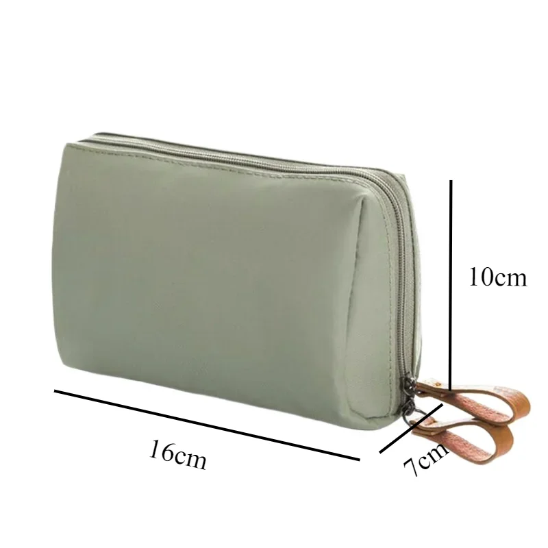 New Simple Women Cosmetic Bag  - Luxury Bags Consignment บทวิจารณ์และราคา