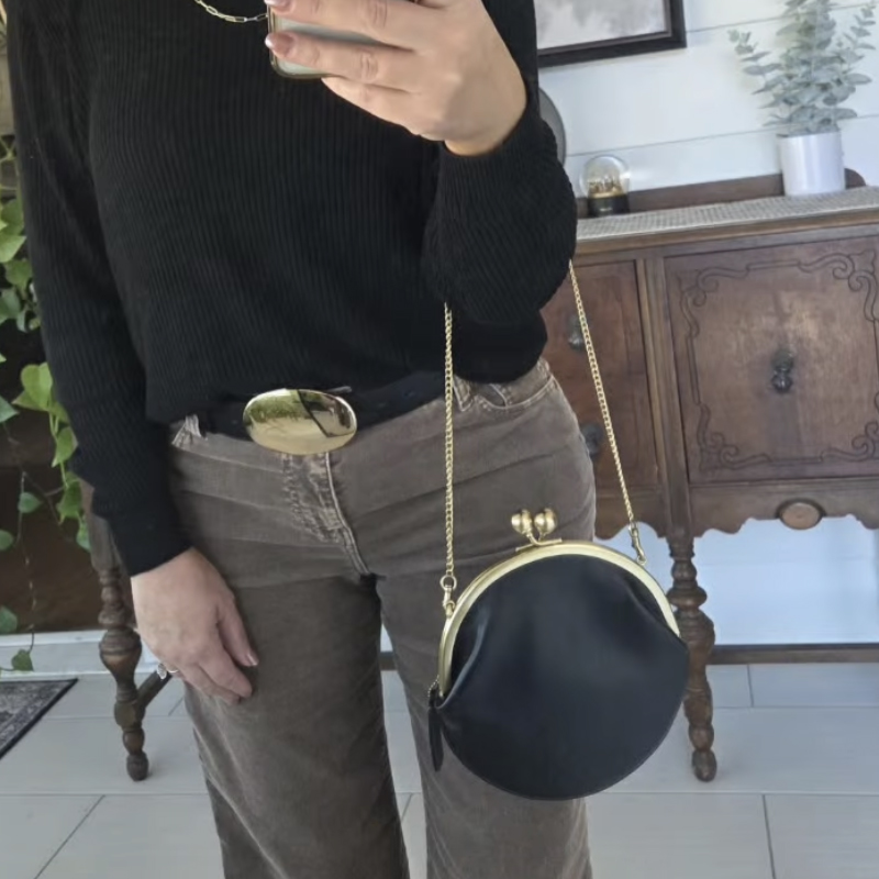 Kisslock Pouch 20cm Clutch Cli - Luxury Bags Consignment บทวิจารณ์และราคา