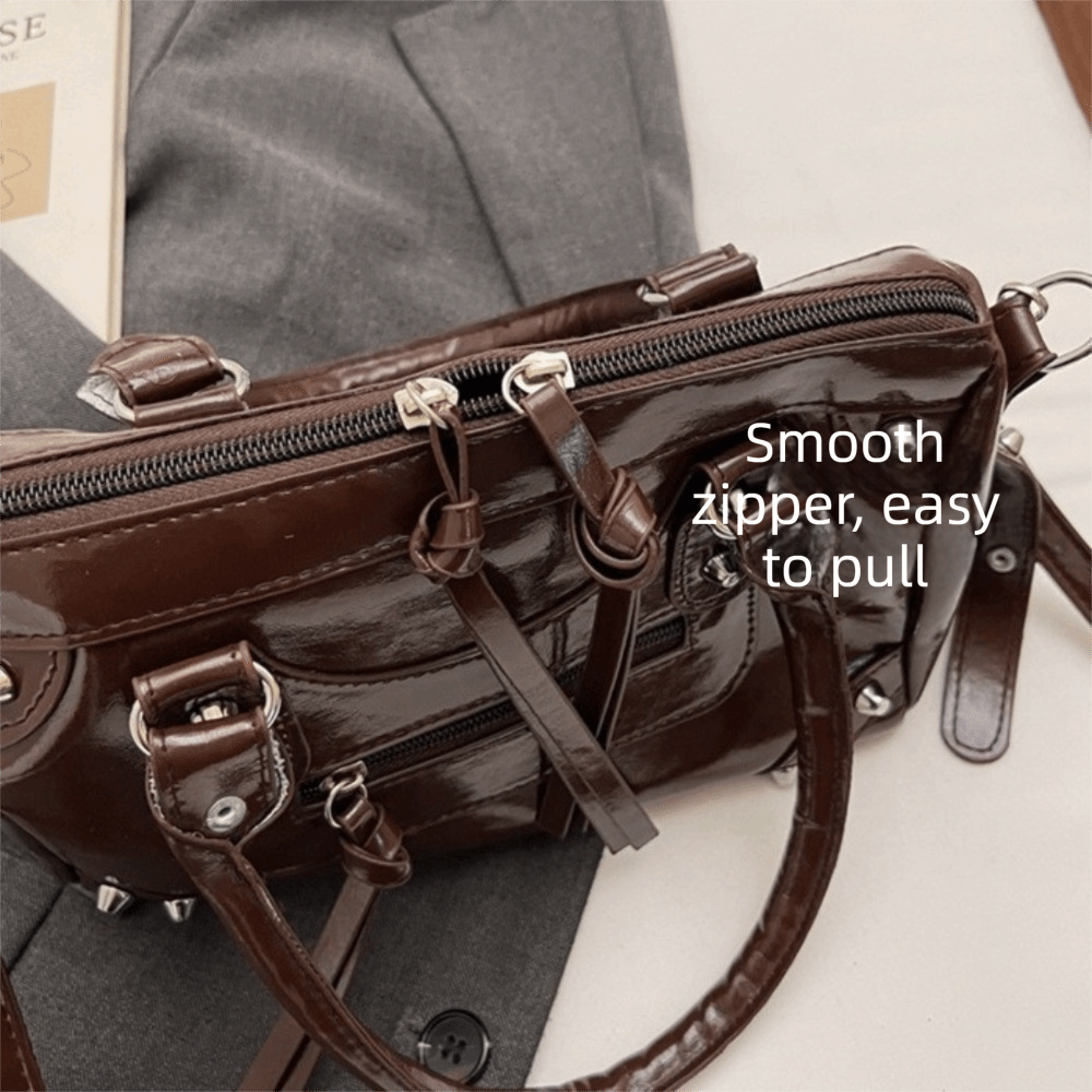 Fashion Rivets Pillow Bag Pate - Top Handle Patent Bag บทวิจารณ์และราคา