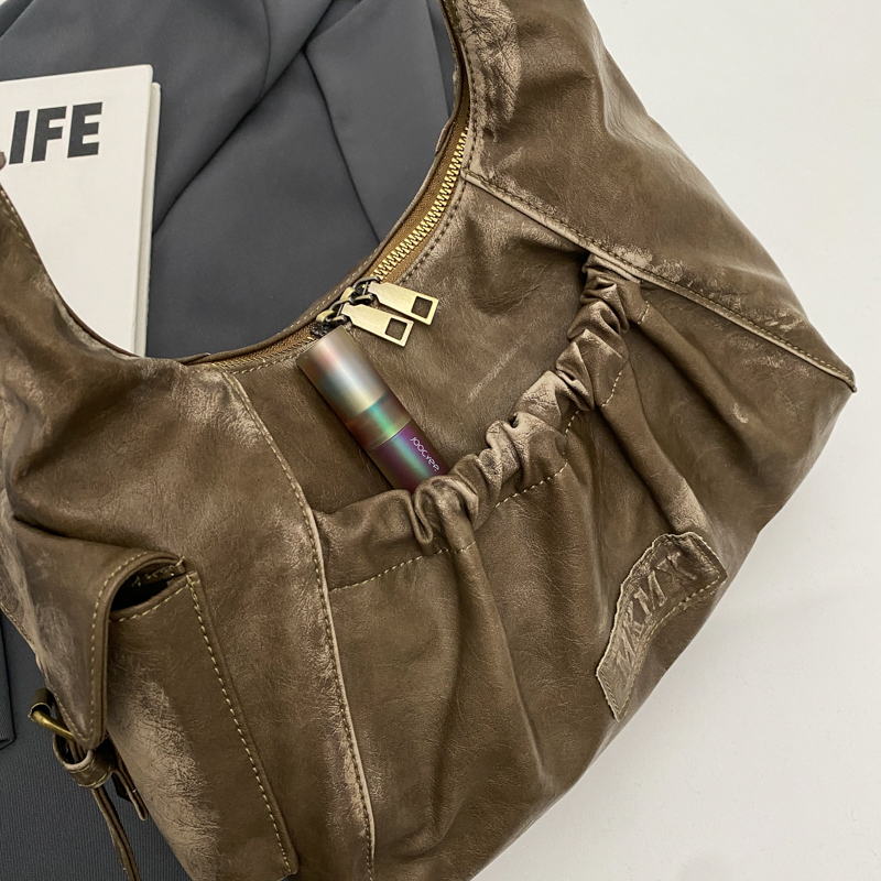 Distressed Vintage Shoulder Ba - Luxury Bags Consignment บทวิจารณ์และราคา