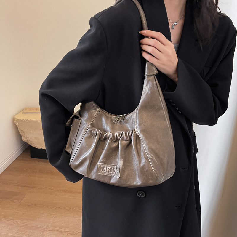 Distressed Vintage Shoulder Ba - Luxury Bags Consignment บทวิจารณ์และราคา