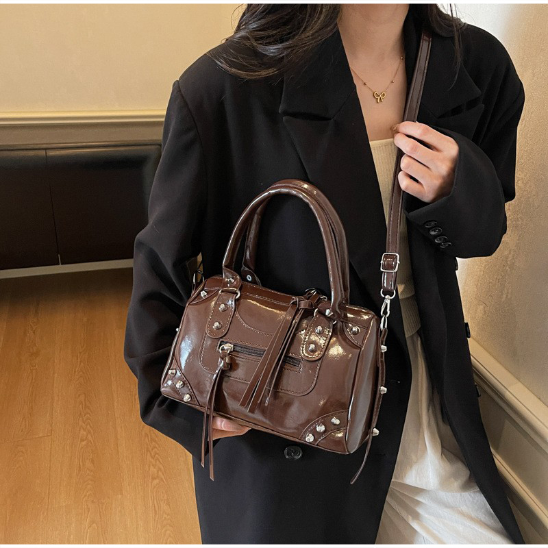 Stylish Patent Leather Handbag - Top Handle Patent Bag บทวิจารณ์และราคา