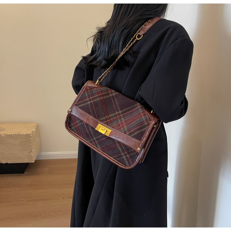 Fashionable Bag Trendy Design  - Luxury Bags Everyday บทวิจารณ์และราคา
