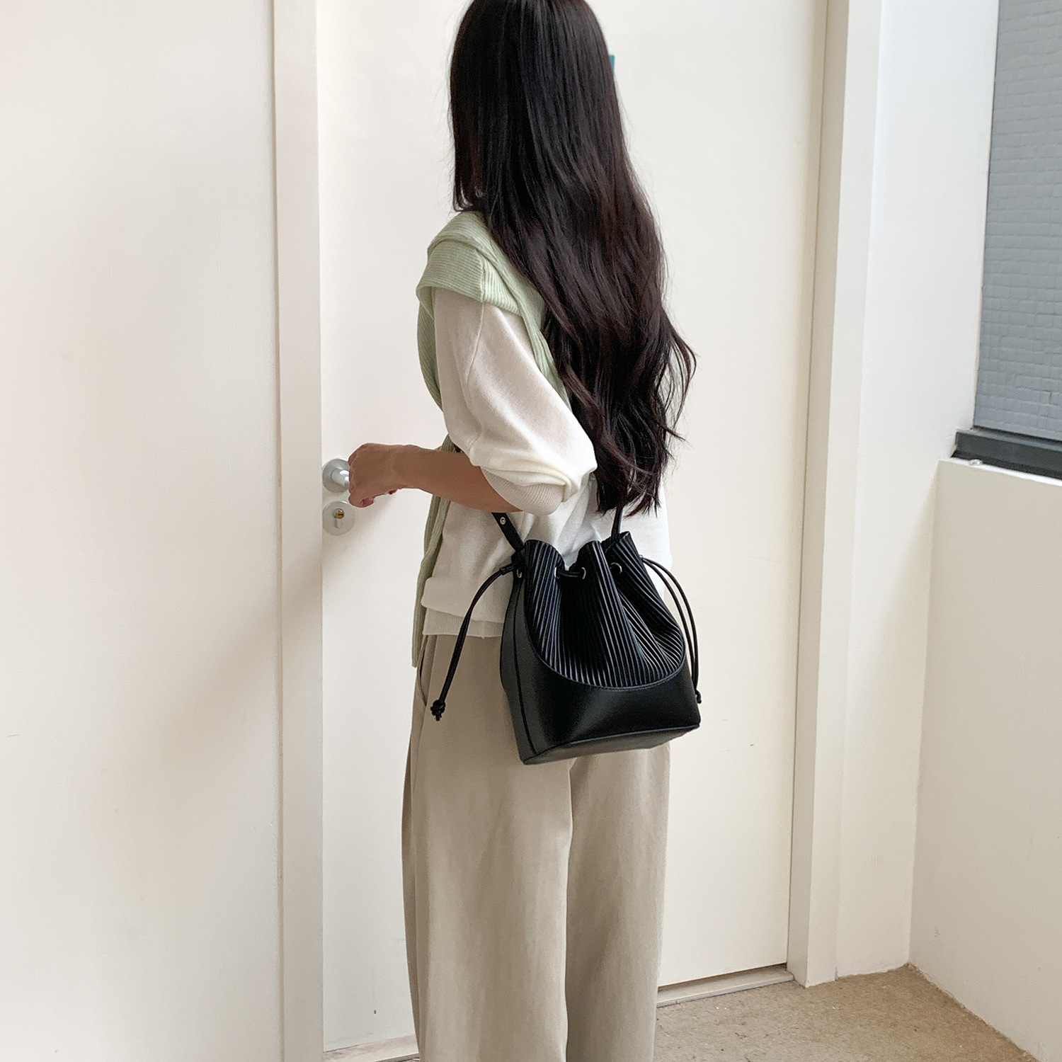 Fashion Pleated women Bucket S - Luxury Bags Korea บทวิจารณ์และราคา
