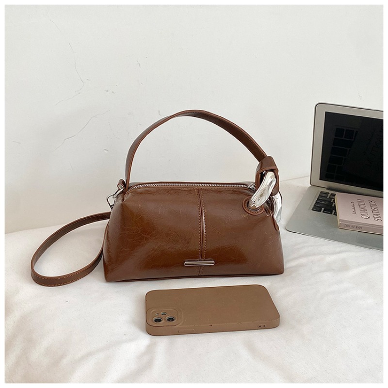 Retro Wine Red Patent Leather  - Top Handle Patent Bag บทวิจารณ์และราคา
