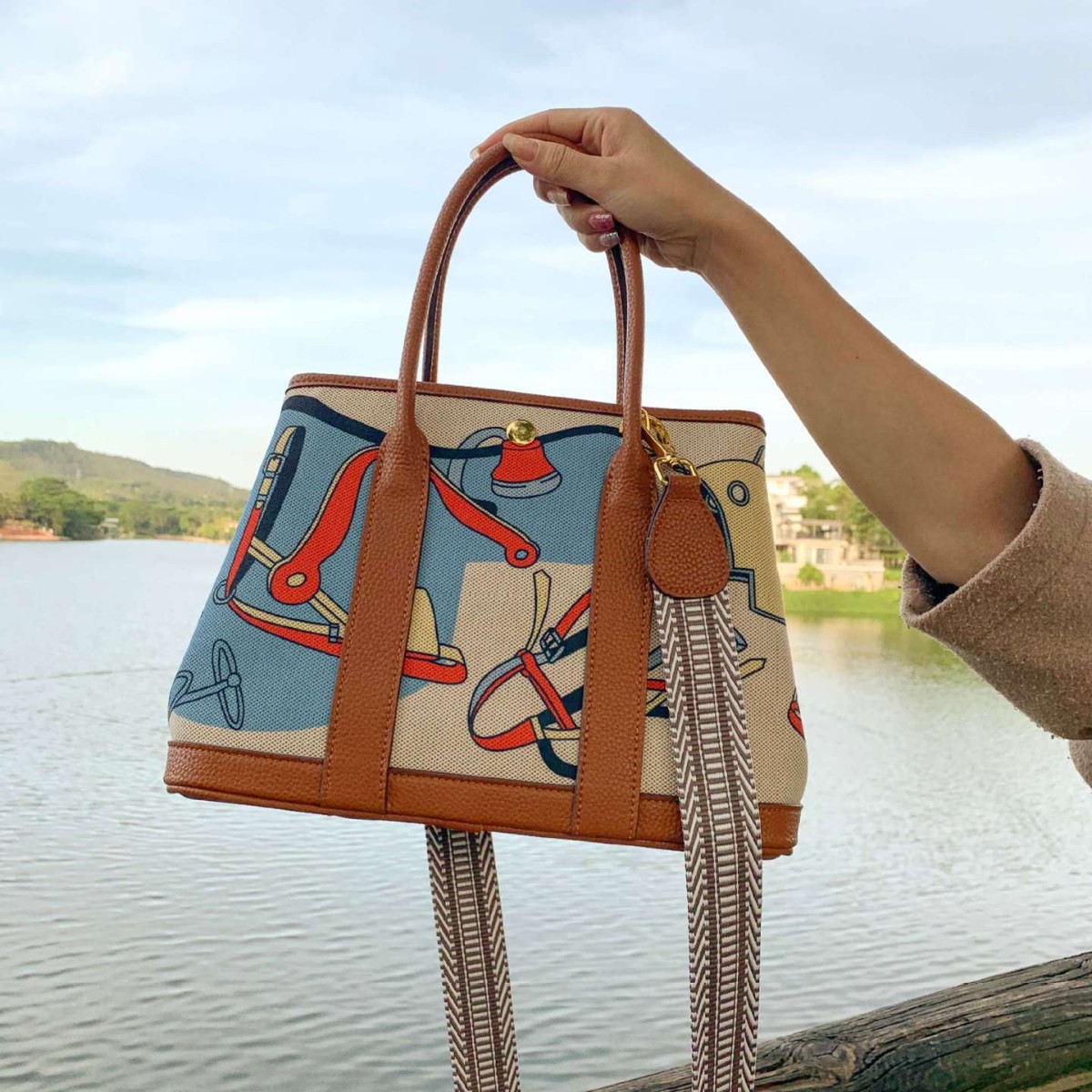 Classic Luxury Everyday Design - Luxury Bags Everyday บทวิจารณ์และราคา