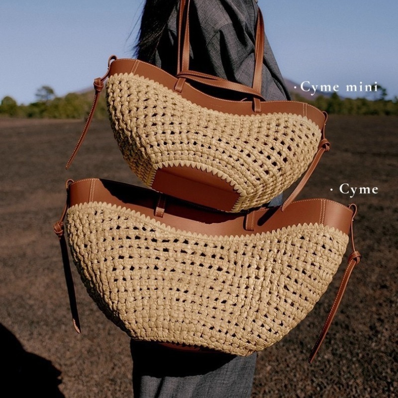 Women's Woven Top-handle Bag L - Luxury Bags Medium Size บทวิจารณ์และราคา
