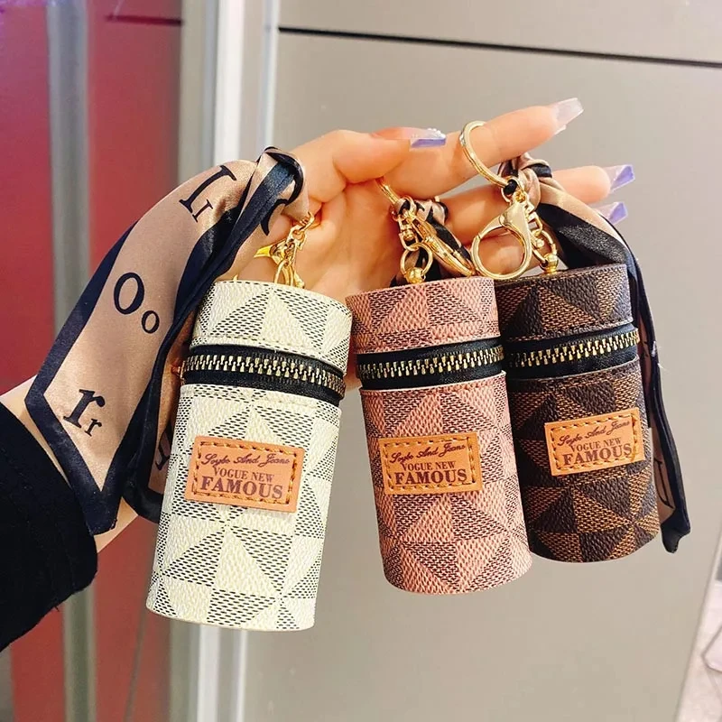 Luxury Leather Bucket Lipstick - Luxury Bags Consignment บทวิจารณ์และราคา