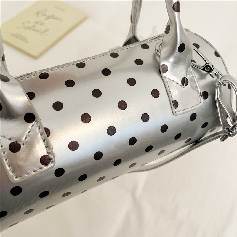 Korean Polka Dot Mini Handbag  - Top Handle Patent Bag บทวิจารณ์และราคา